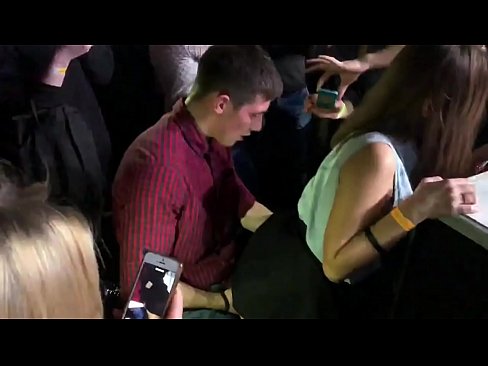 ❤️ ibalopo gidi ni a Russian nightclub. 18-odun-atijọ Russian girl ni anus ati obo buru jai ni a nightclub ️❌ Ibalopo didara ni% yo.xxxpornolive.ru ❌️❤